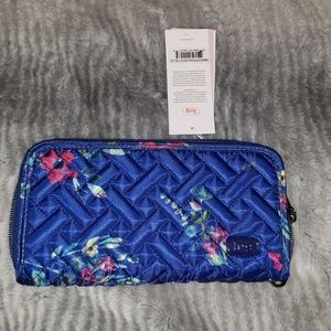 Lug Handspring wallet